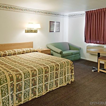 Americas Best Value Inn Мак-Кинни Номер фото
